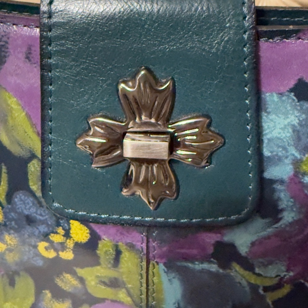 Patricia Nash Purple and Blue Floral Bag - Picture 12 of 16